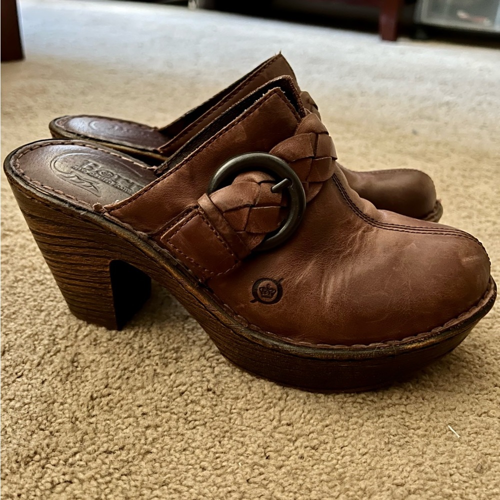 Born healed clogs women’s 7 brown leather